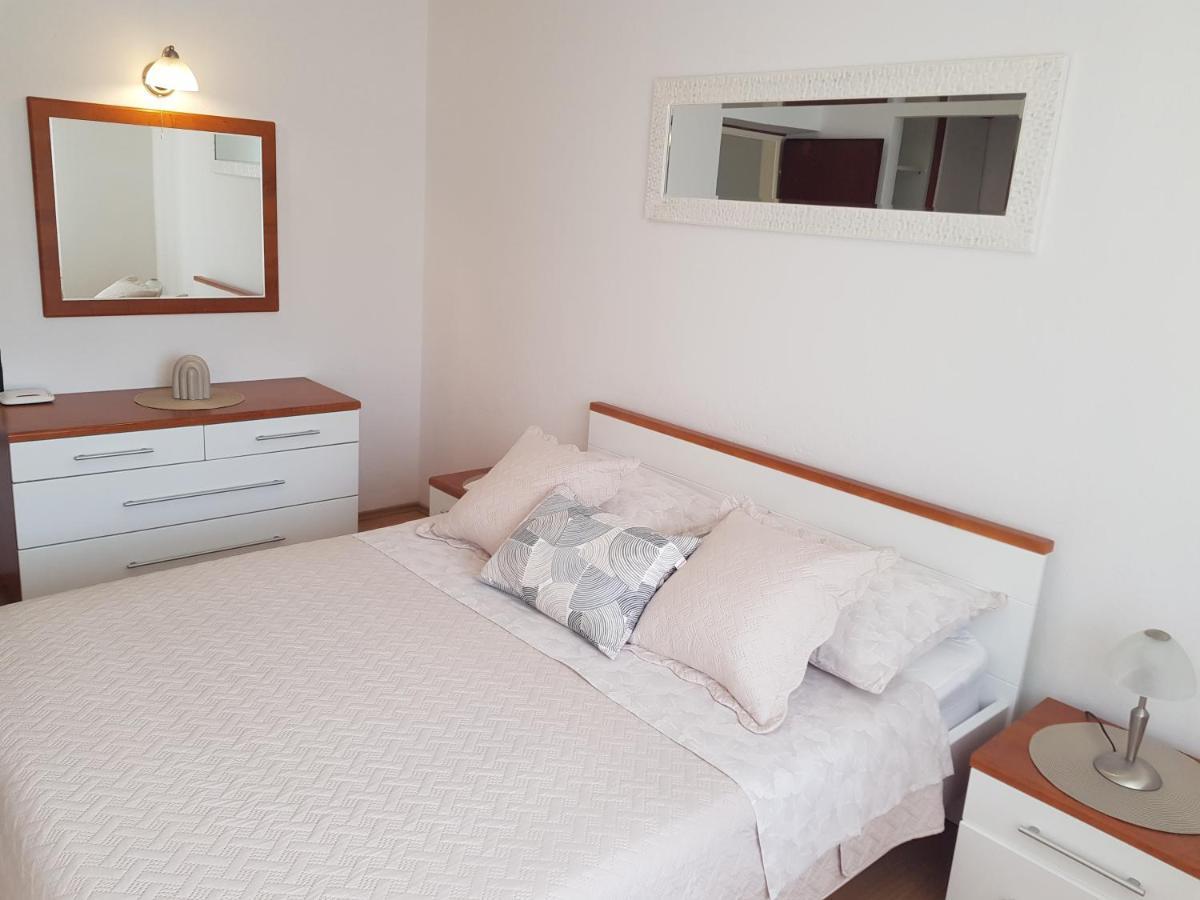 Apartments Huljic هفار المظهر الخارجي الصورة